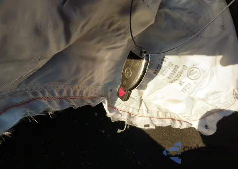 2013 Mercedes-Benz C 300 Sport 4Matic z USA, uszkodzony, nr VIN WDDGF8AB7DR278574